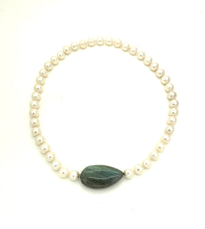Pearl Necklace with Labradorite Clasp